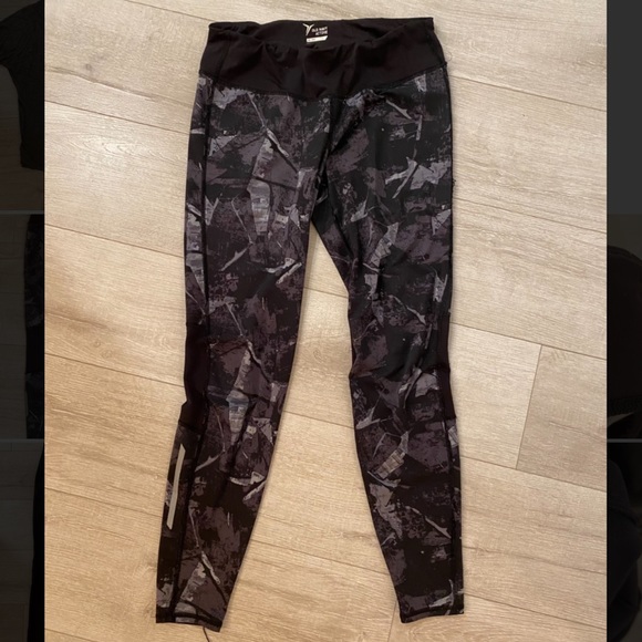 Old Navy Active Leggings (Size L) - Picture 1 of 4